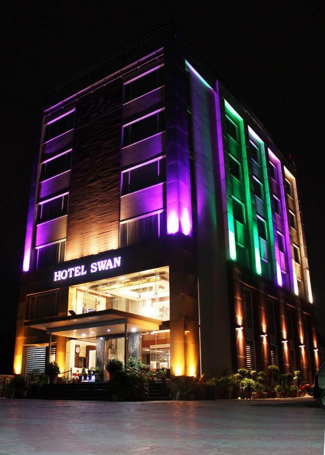 Hotel Swan Zirakpur Eksteriør bilde
